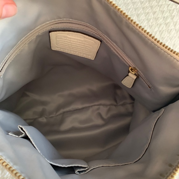 White Single Strap Coach Purse - Picture 7 of 10